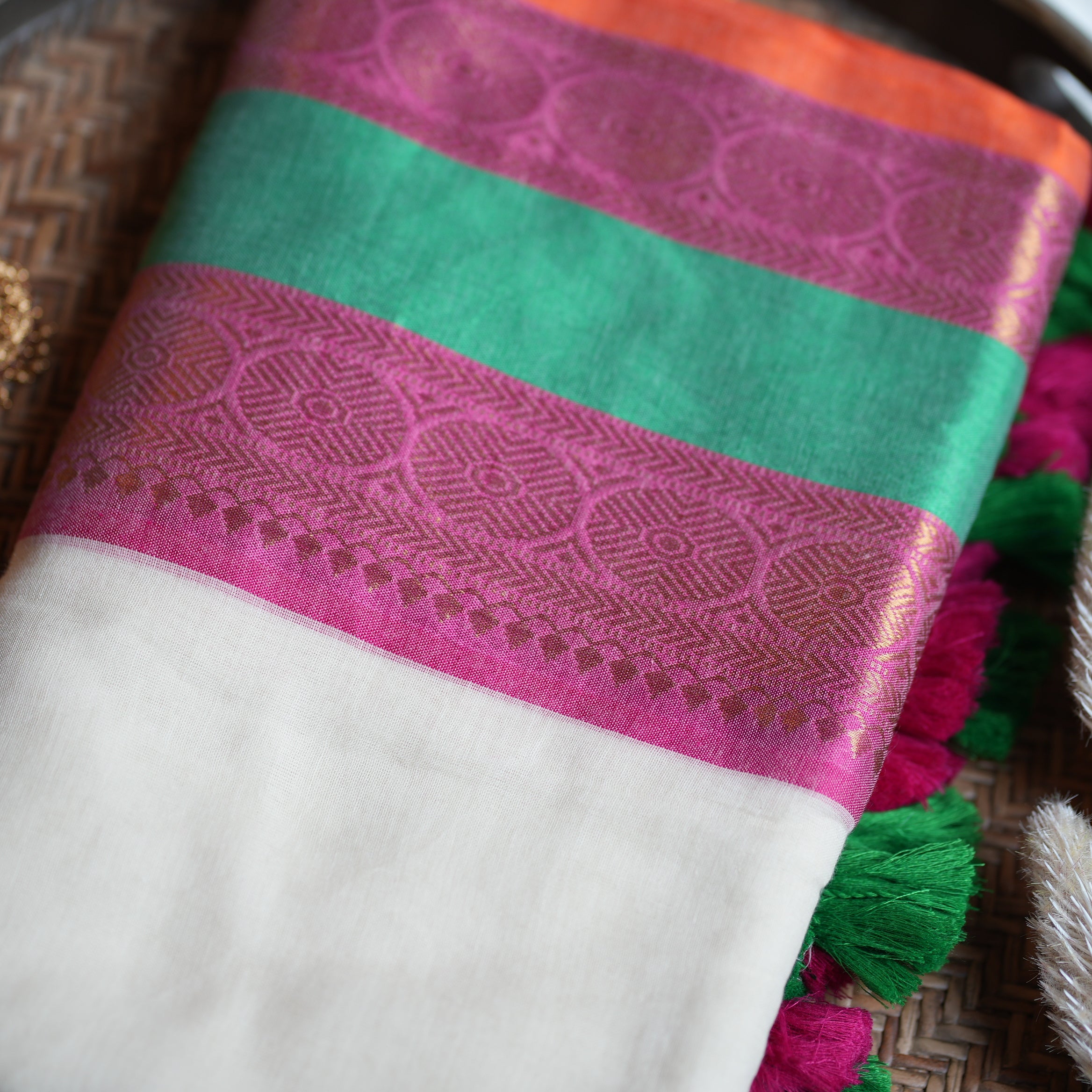 🌸 Soft Mul Cotton Saree with Magenta, Emerald Green & Orange Border 💖