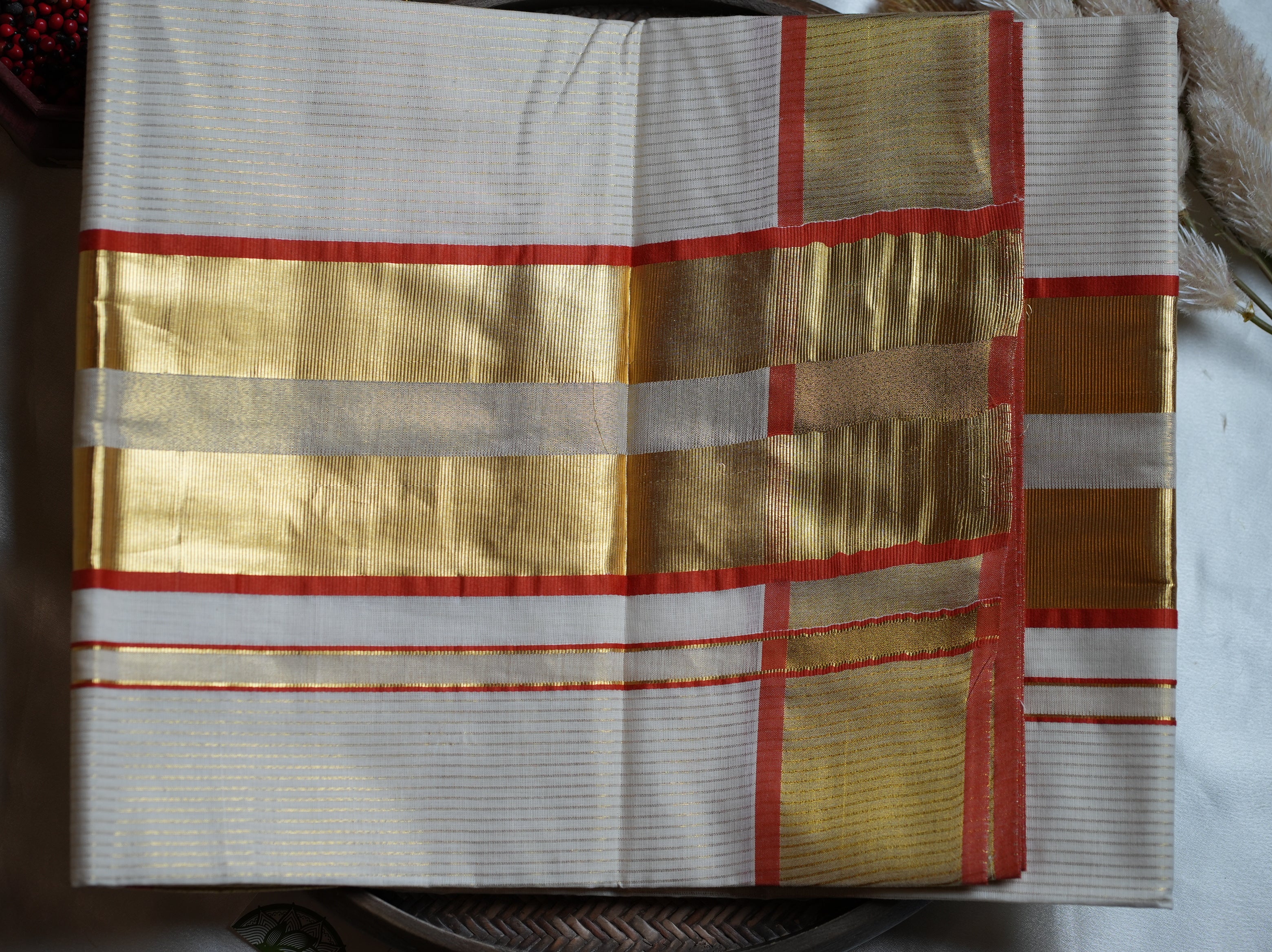Traditional Gold & Vibrant Accent Handloom Replica Kerala Saree