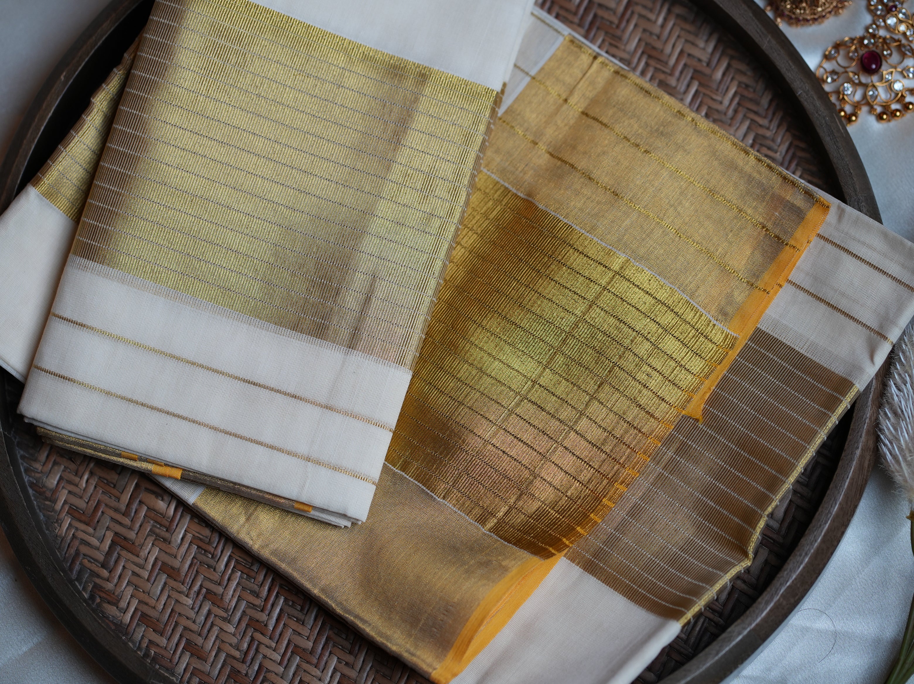 ✨ Golden Elegance: Classic Cotton Single Set Mundu with Gold Zari Stripes 🌟