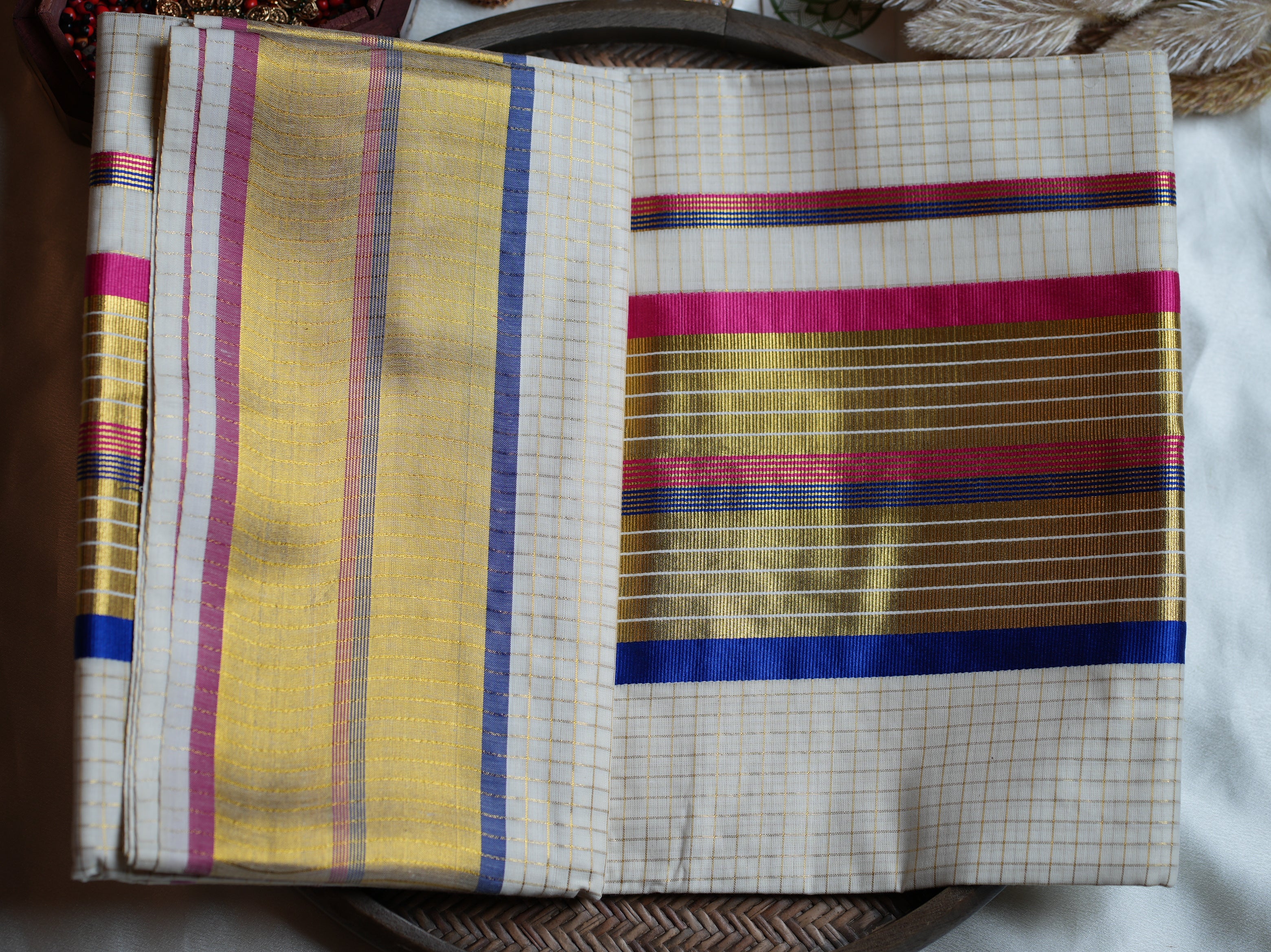 🌈 Off-White Cotton Kerala Saree with Vibrant Multi-Color & Gold Kasavu Borders 💖✨