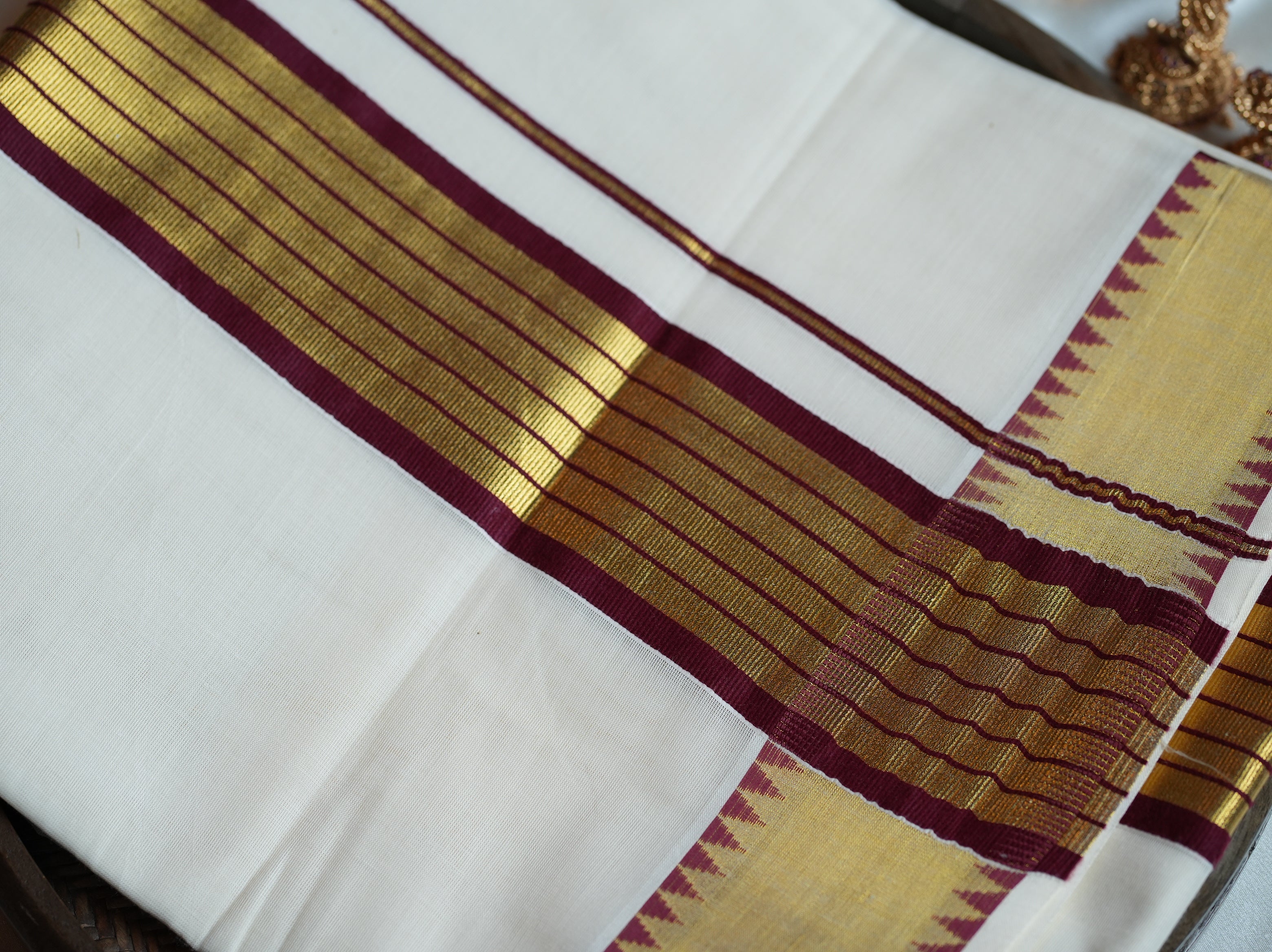 🍇 Maroon & Gold Premium Soft Cotton Handloom ReplicaKerala Saree 🌟
