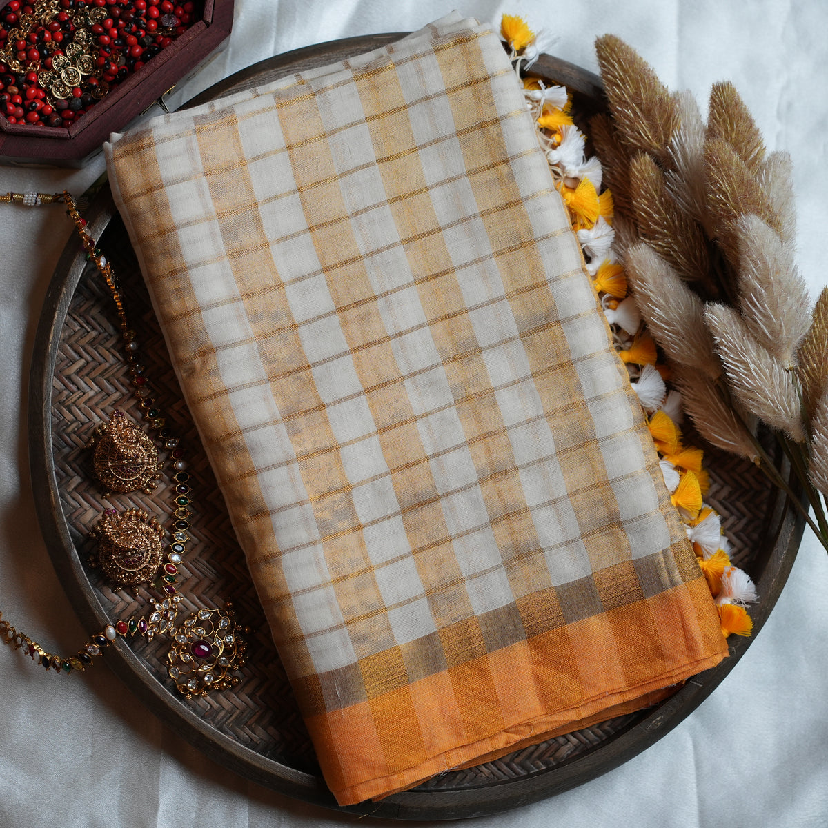 🌼 Sunshine Yellow & Off-White Checks Mul Cotton Saree 🌟