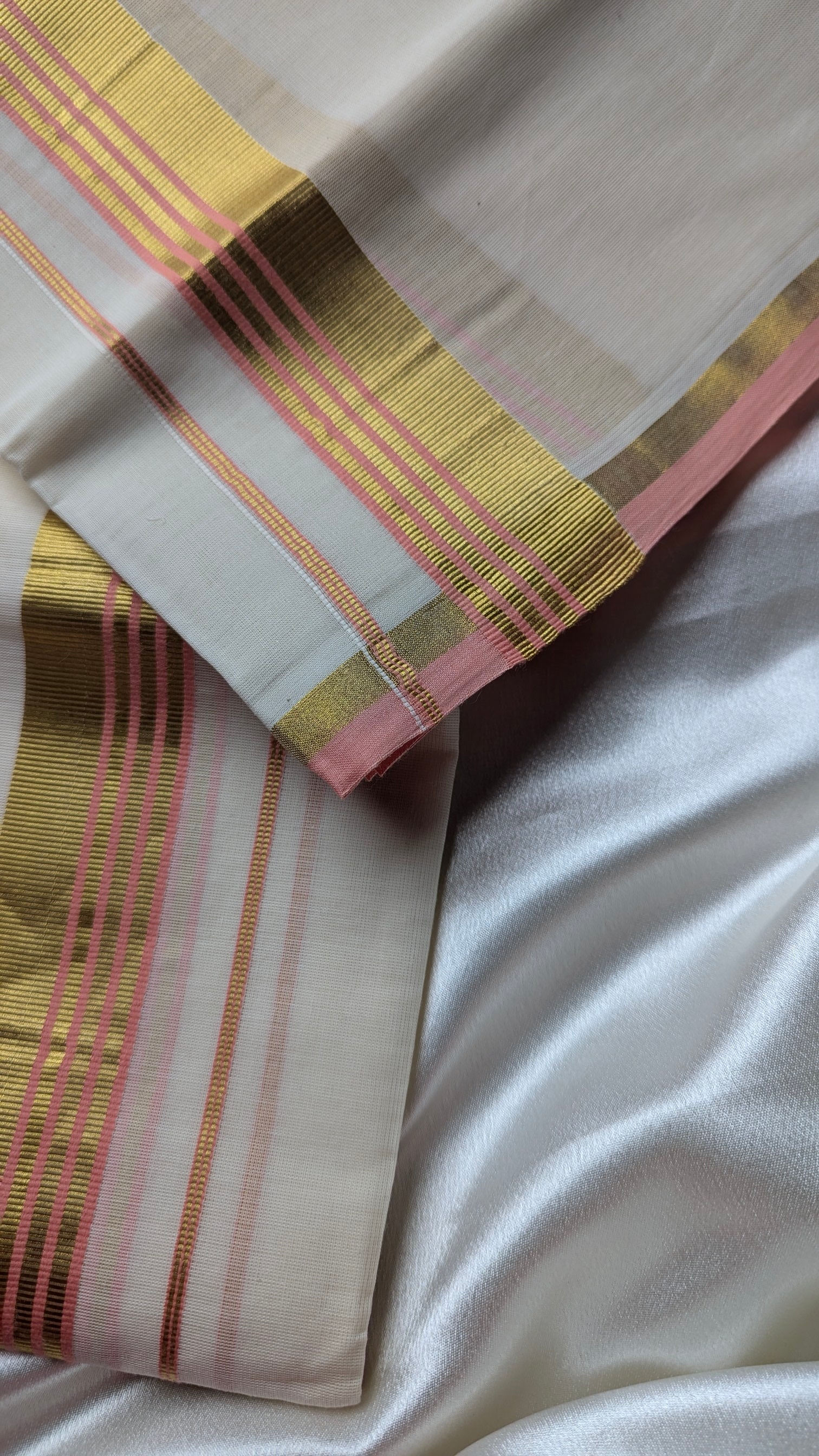 Kerala Single Set Mundu with Peach Boarder
