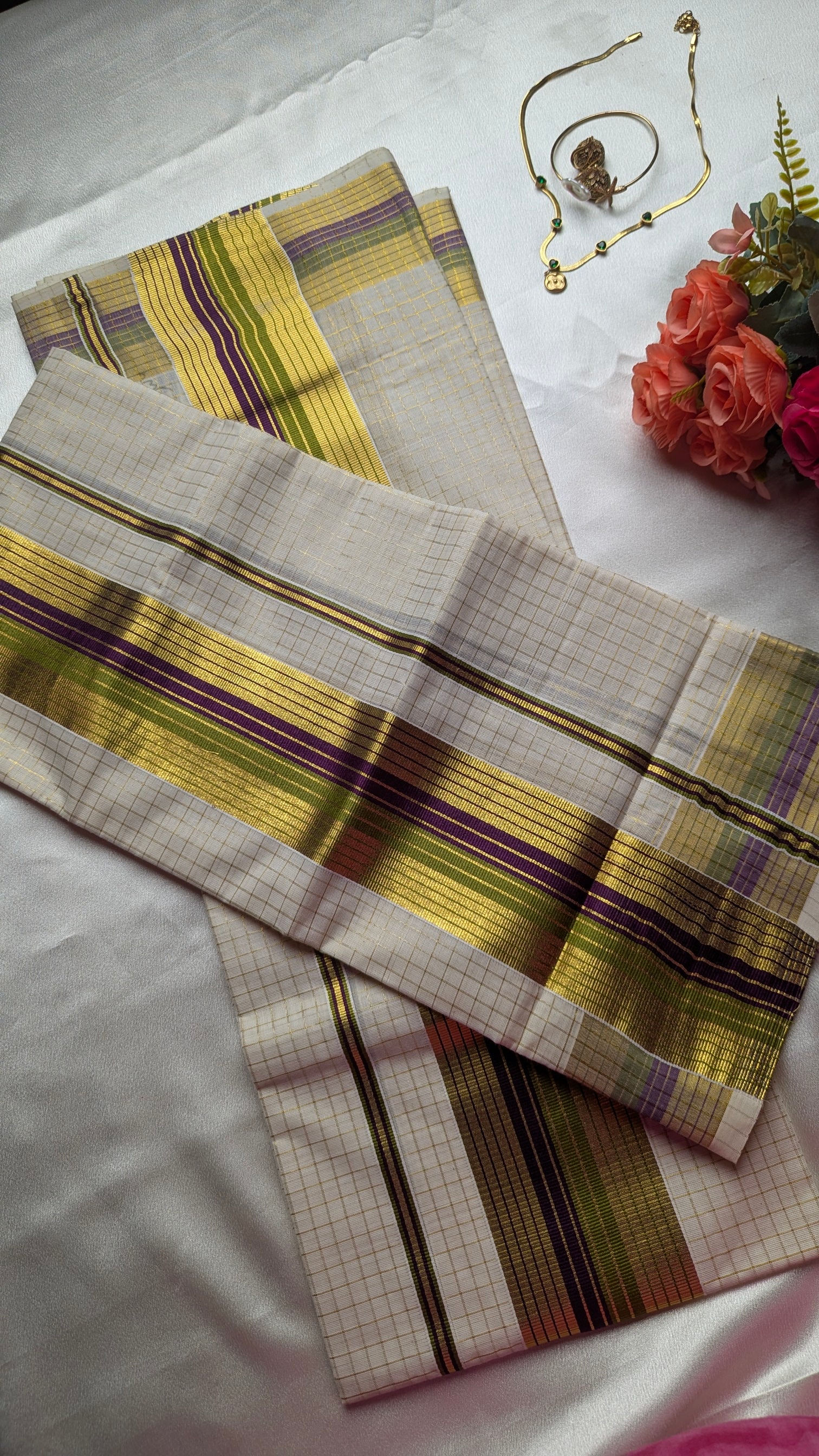 Single Set Mundu in Green/Purple Check Design