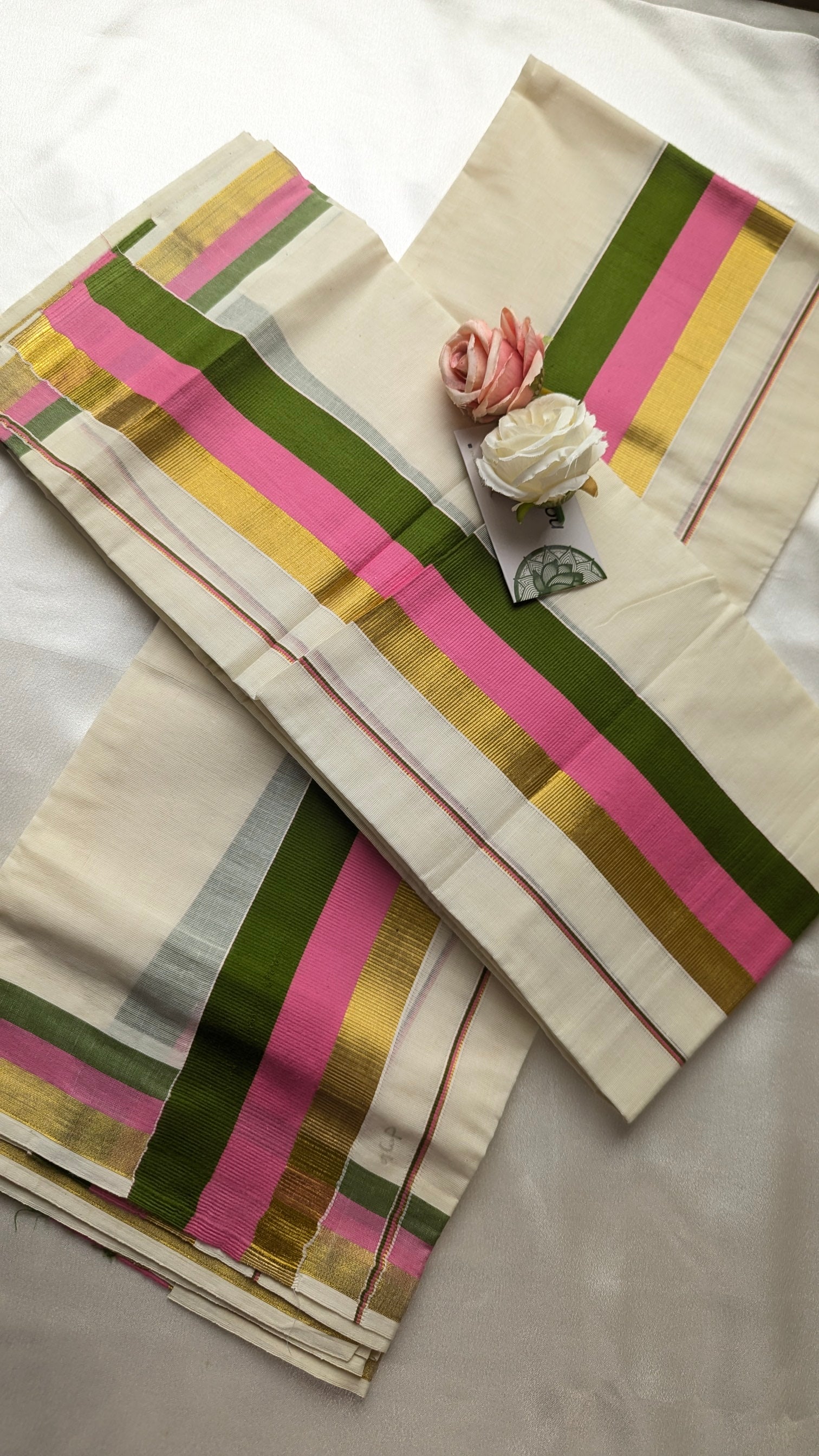 Single Set Mundu in Green & Rose