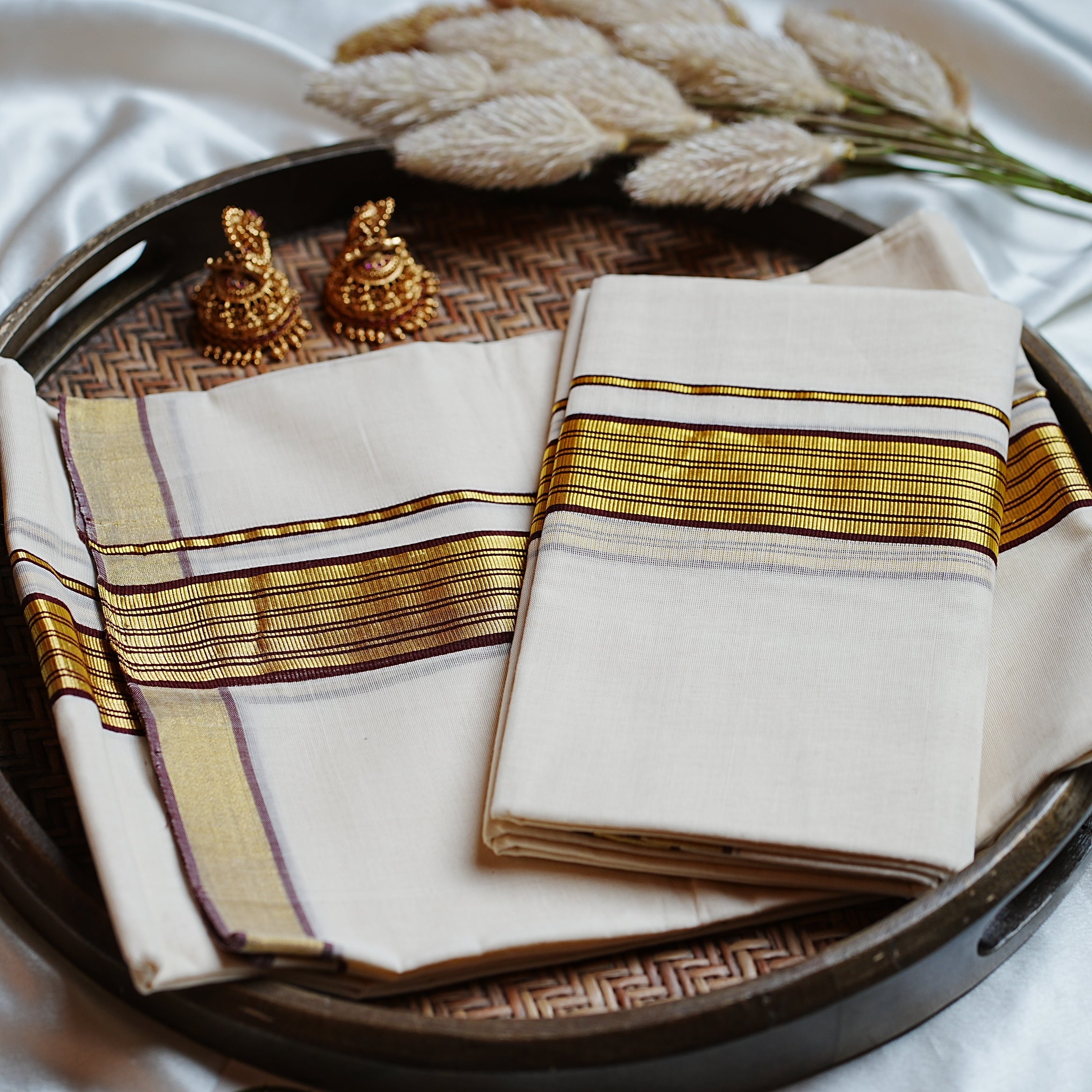 🌾 Antique Gold & Rich Maroon: Premium Balaramapuram Handloom Unakkapavu Kerala Single Set Mundu ✨ - SAROYA