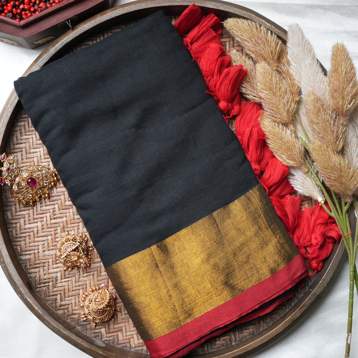 🖤 Bold Black Pure Mul Cotton Saree with Antique Gold Zari & Red Border ✨🔴 - SAROYA
