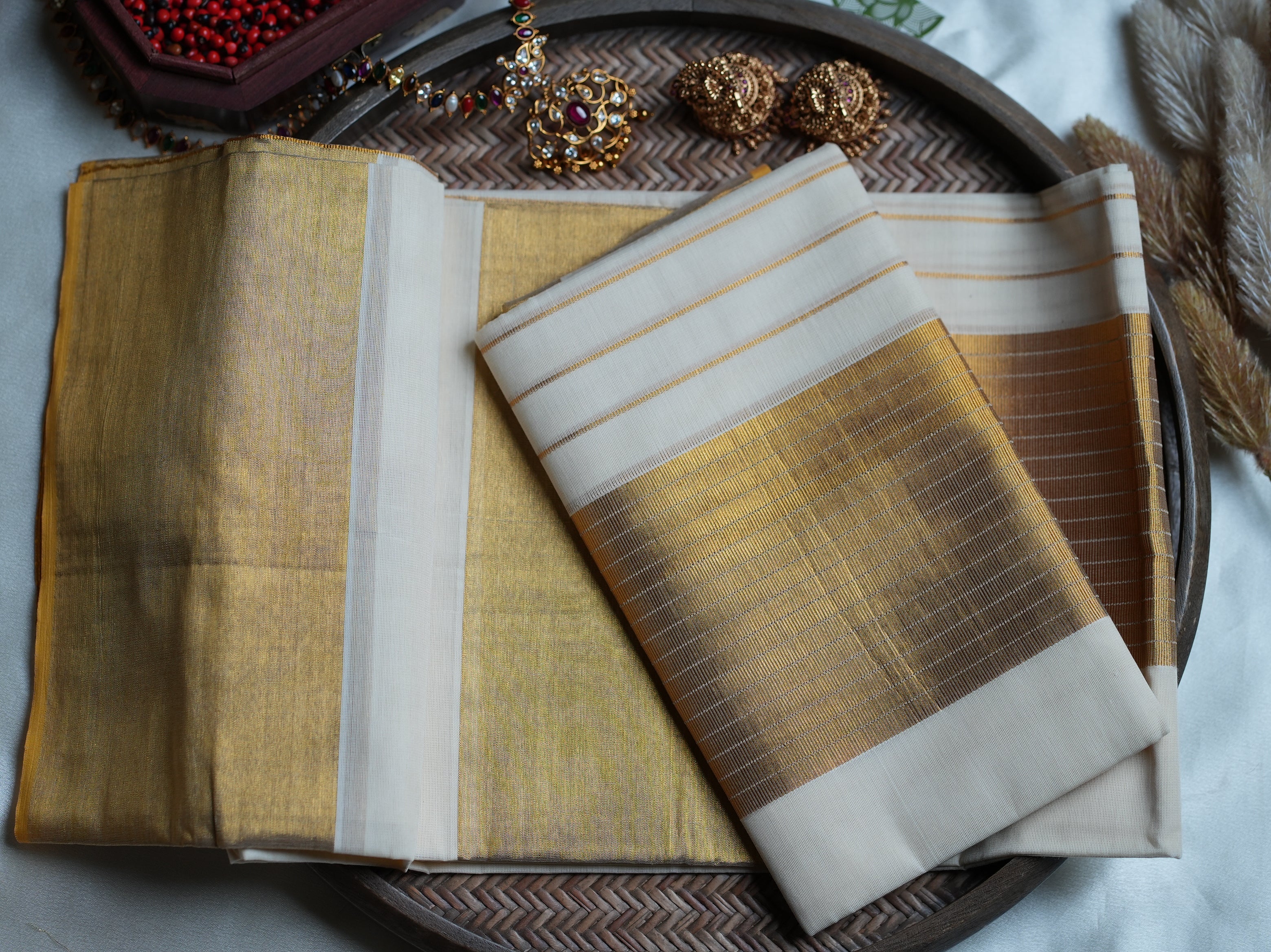 ✨ Classic Off-White & Golden Zari Premium Pure Cotton Handloom Replica Kerala Single Set Mundu 🌾 - SAROYA