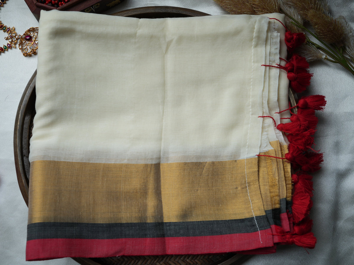 🤍 Classic Off-White Pure Mul Cotton Saree with Zari, Charcoal & Red Border ✨🔴 - SAROYA