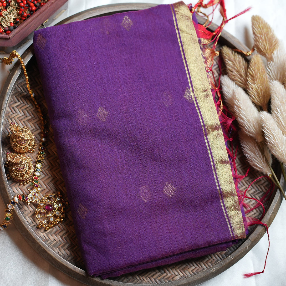 💜 Deep Royal Purple Pure Maheshwari Cotton Saree with Geometric Zari Border & Diamond Boottis ✨🥻 - SAROYA