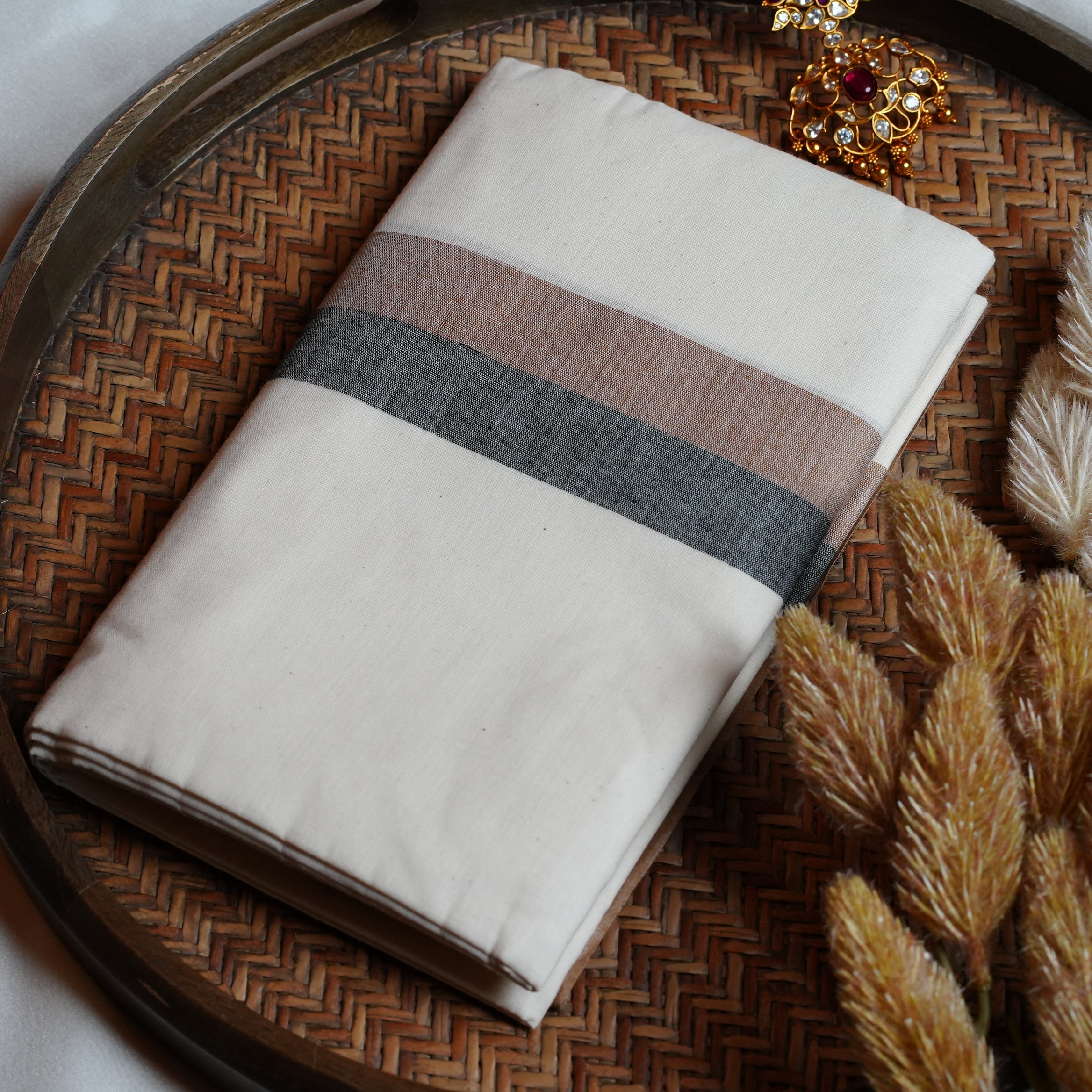 🤎 Earthy Charcoal & Soft Fawn Mulloth Design Cotton Kerala Single Set Mundu 🌾 - SAROYA