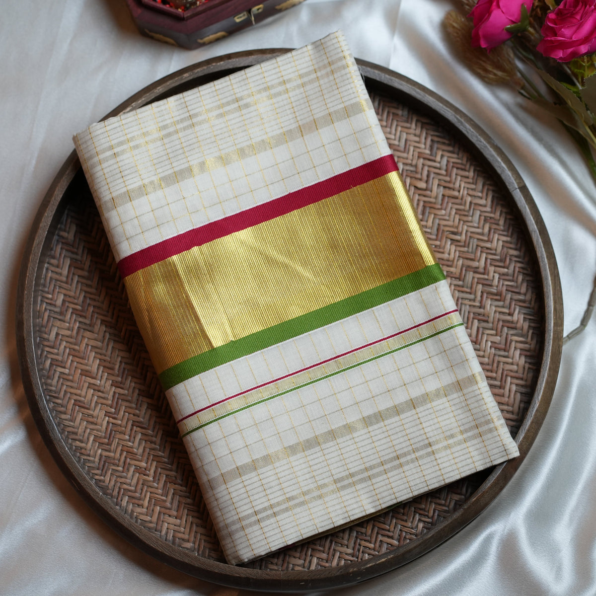 Festive Grid & Tri-Color Majesty : The Premium Pure Cotton Kerala Saree in Red, Green & Gold 🌿 - SAROYA