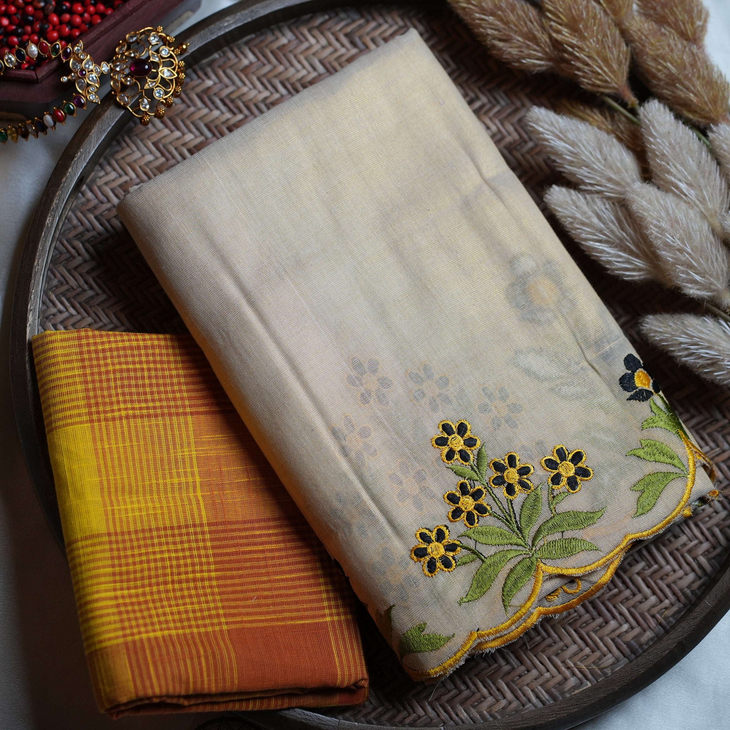 🌼 Floral Cutwork Tissue Set Mundu with Checked Blouse Piece 💛 - SAROYA