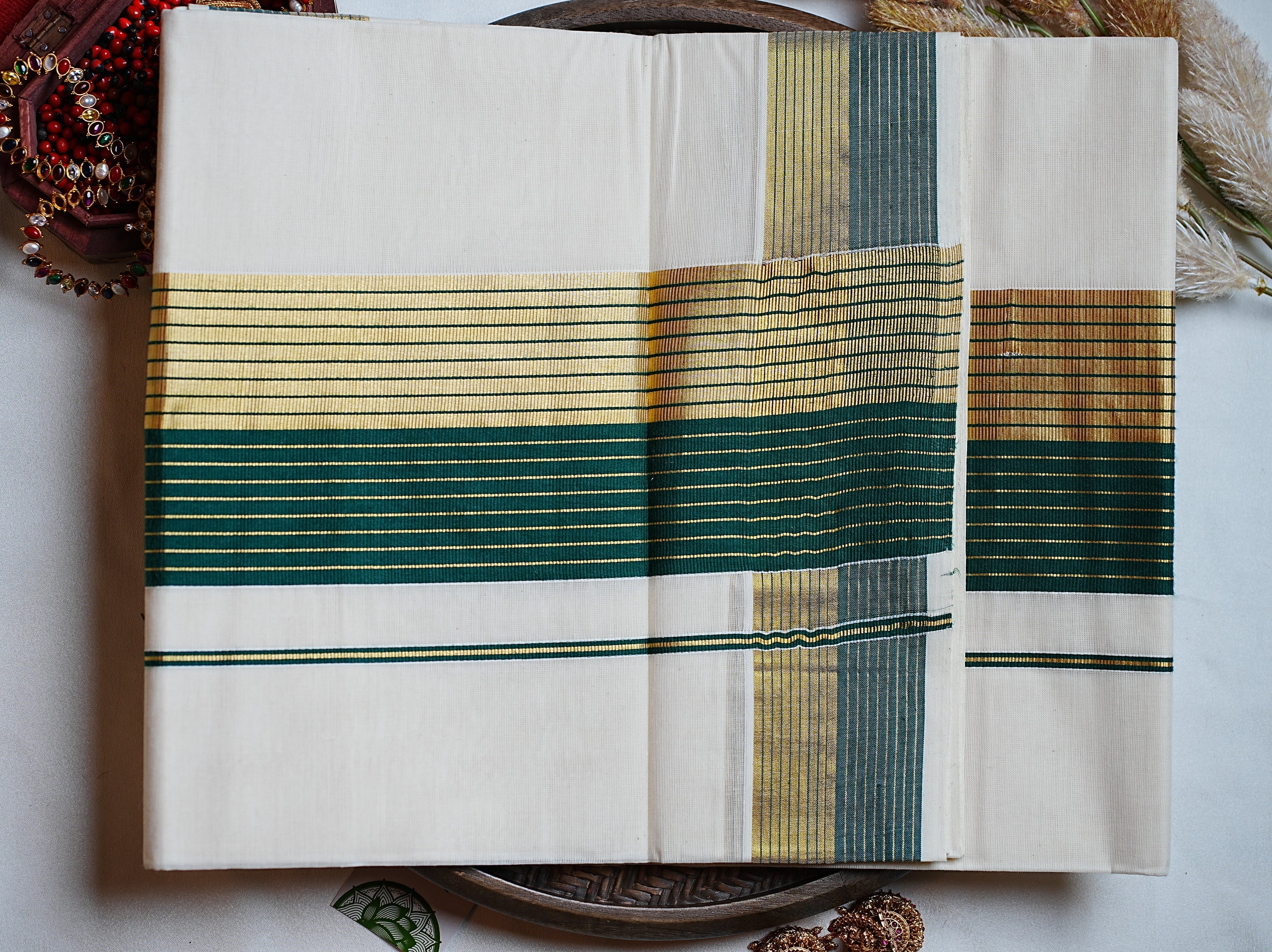 🌿 Forest Green & Golden Zari : Cotton Kerala Set Saree 💫 - SAROYA