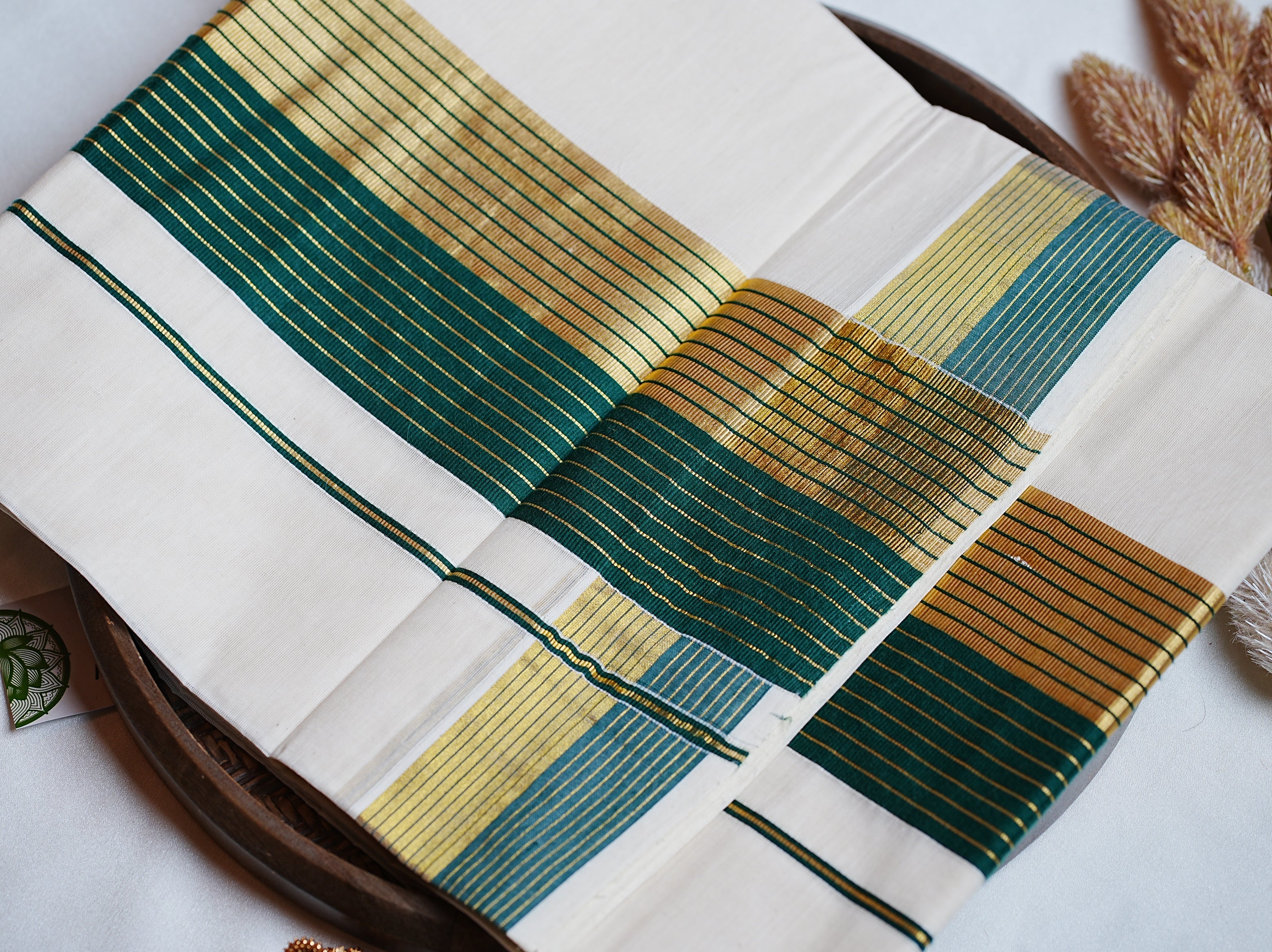 🌿 Forest Green & Golden Zari : Cotton Kerala Set Saree 💫 - SAROYA