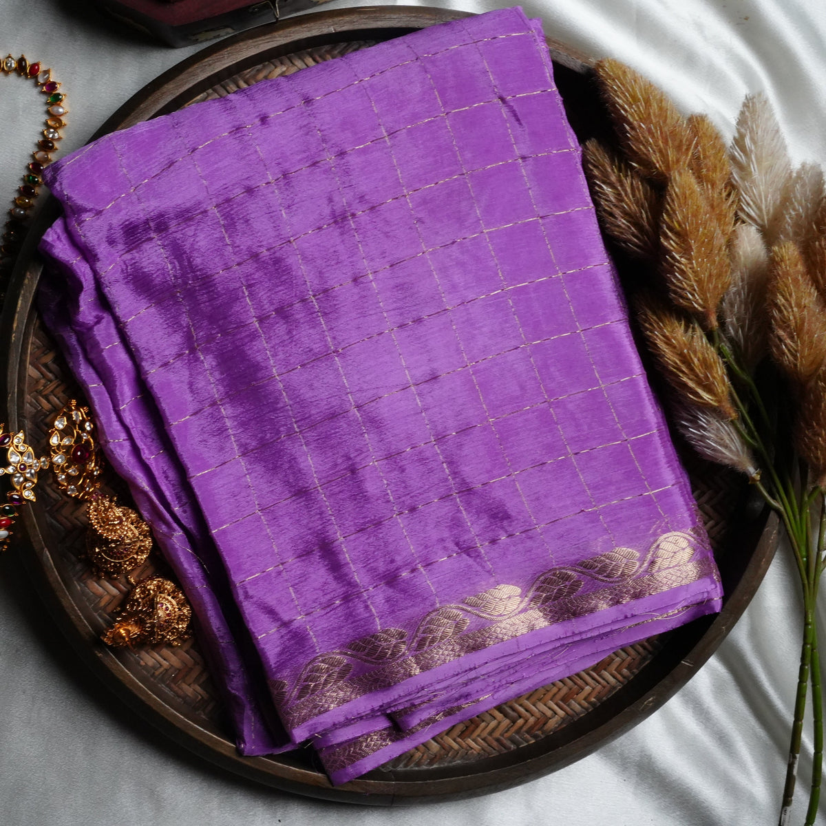 💜 Lavender Purple Viscose Chinon Saree with Golden Zari Grid Checks & Woven Motif Blouse ✨🌸 - SAROYA