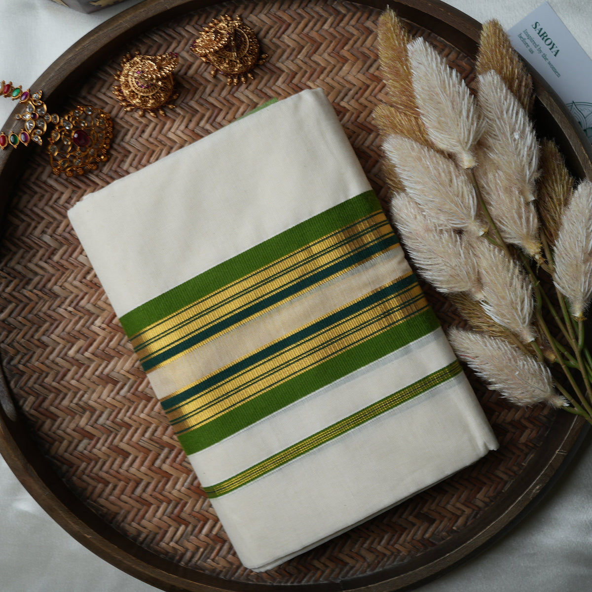 🌿 Off-White & Leaf Green Premium Handloom Replica Pure Cotton Set Mundu with Unstitched Blouse Piece by Saroya ✨🥻🍃 - SAROYA