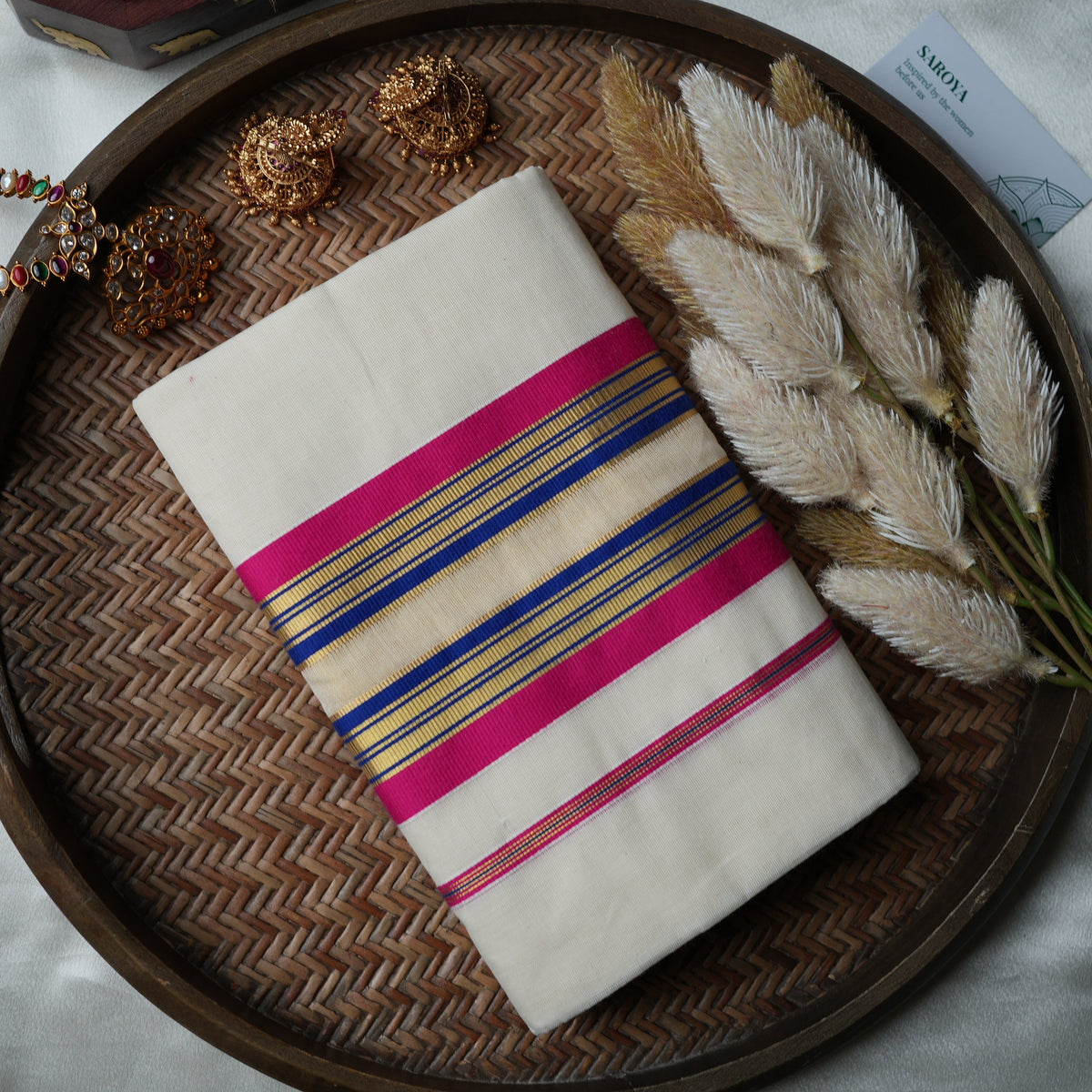 💖 Off-White & Rani Pink Premium Handloom Replica Pure Cotton Set Mundu with Unstitched Blouse Piece by Saroya ✨🥻🌸 - SAROYA