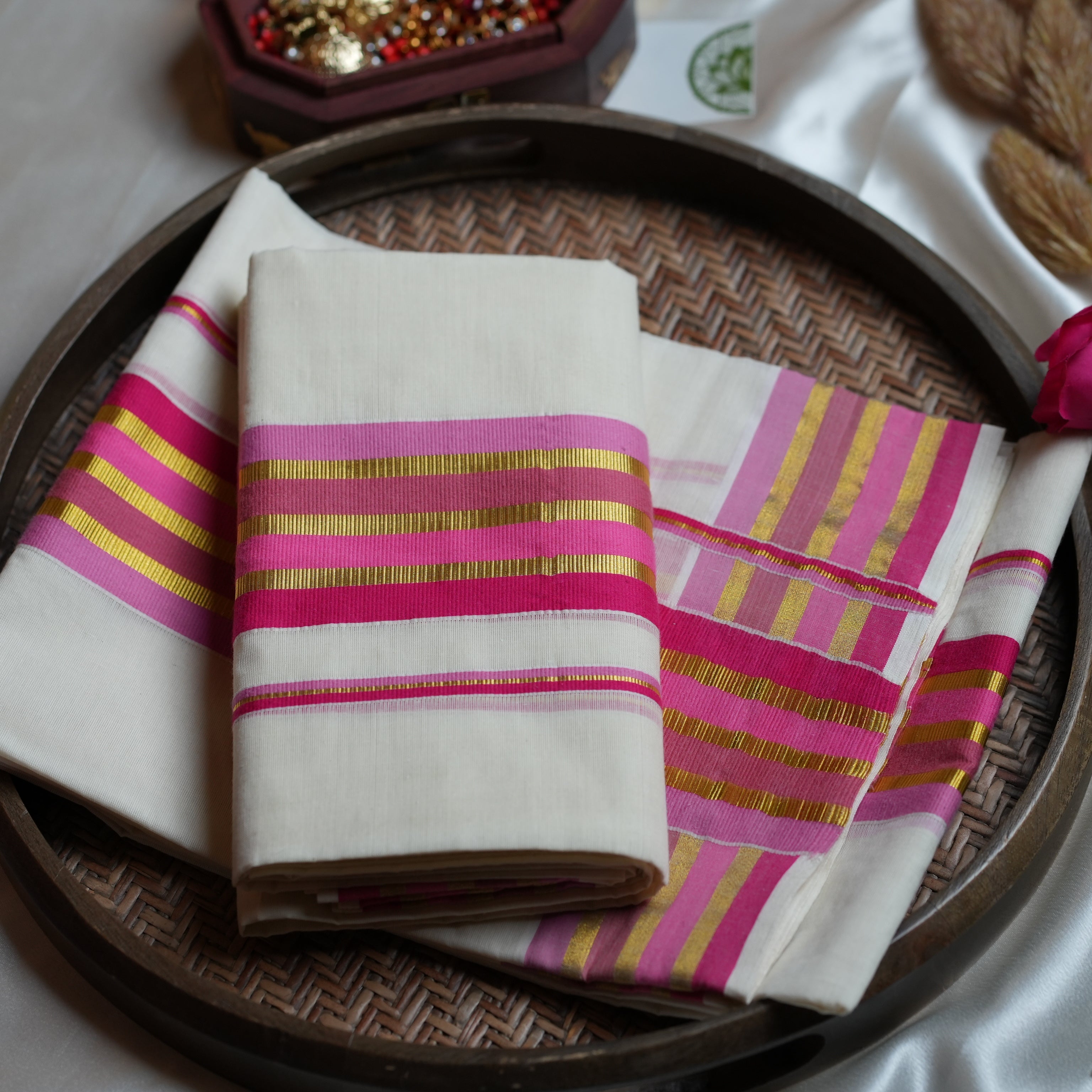 🌸 Pink Blossom & Golden Stripes: The Premium Pure Cotton Kerala Set Mundu 🌸 - SAROYA