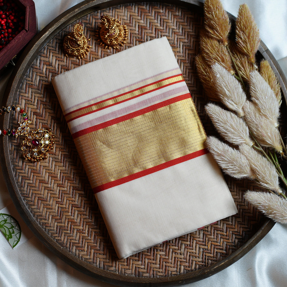 Premium Balaramapuram Unakkapavu Pure Cotton Handloom Set Mundu - SAROYA