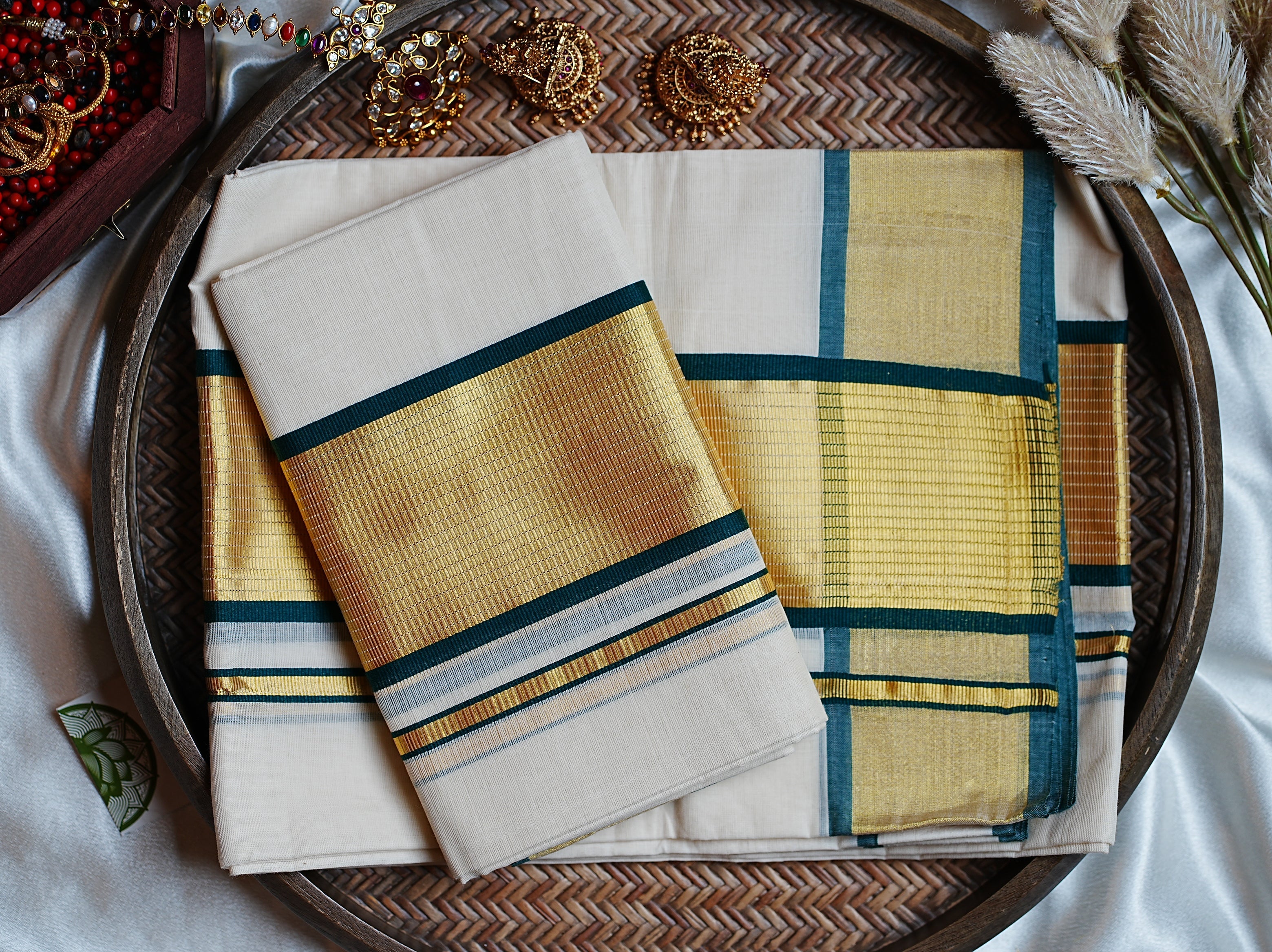 Premium Balaramapuram Unakkapavu Pure Cotton Handloom Set Mundu with Bottle Green Stripes - SAROYA