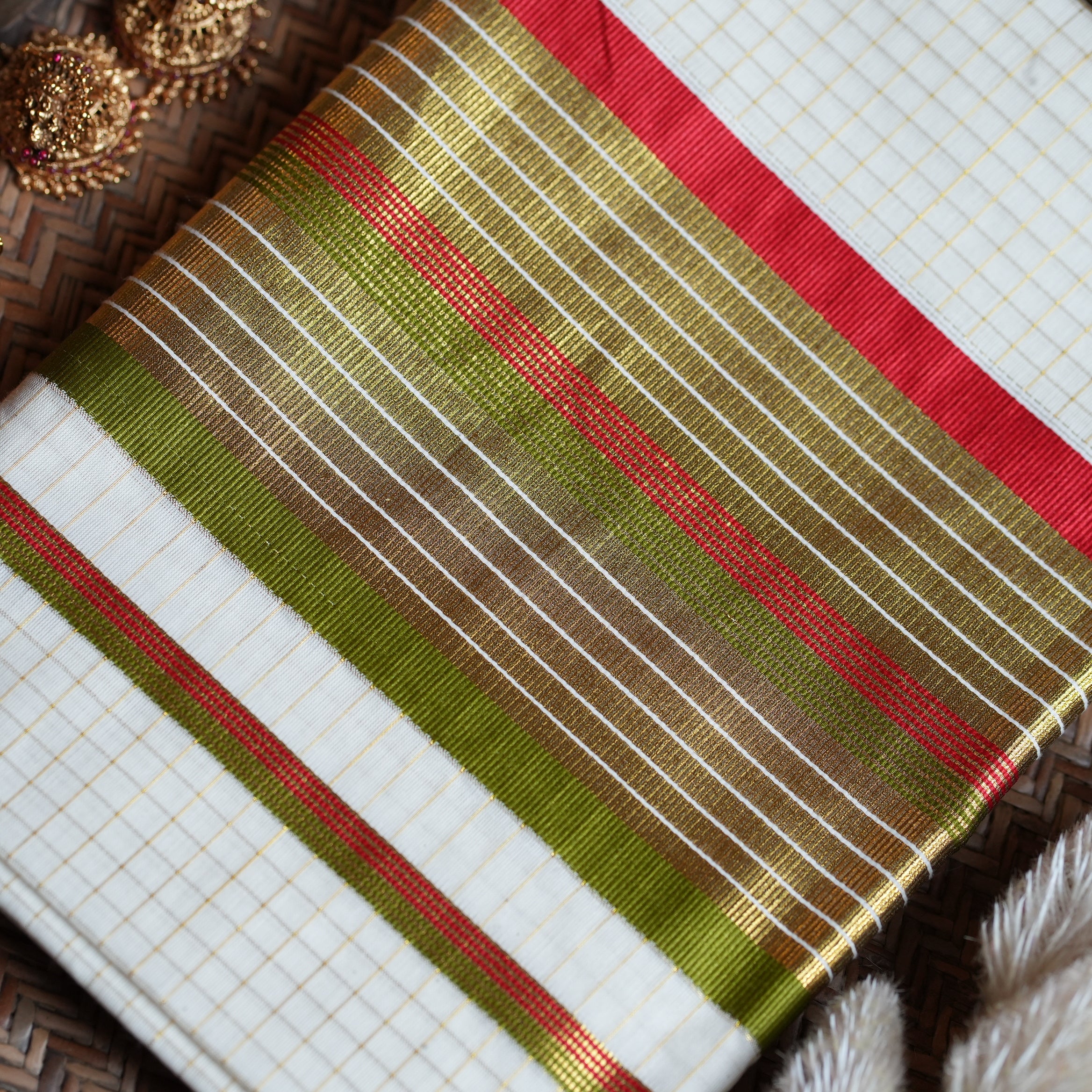 🌺 Premium Cotton Checkered Kerala Saree with Red & Olive Green Multi-Kasavu Border ✨ - SAROYA