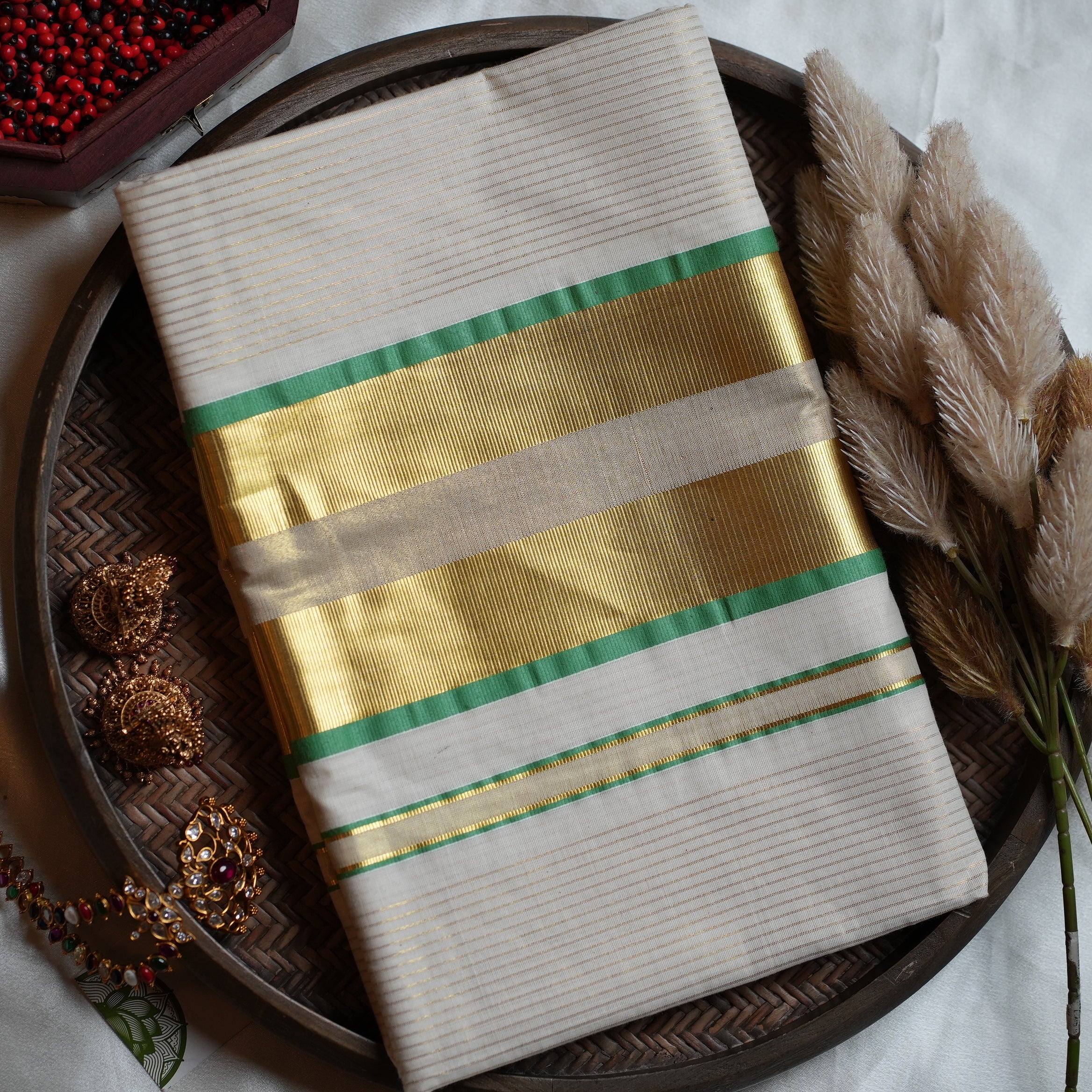🌿 Premium Cotton Stripe Kerala Saree with Emerald Green & Gold Kasavu Border ✨ - SAROYA