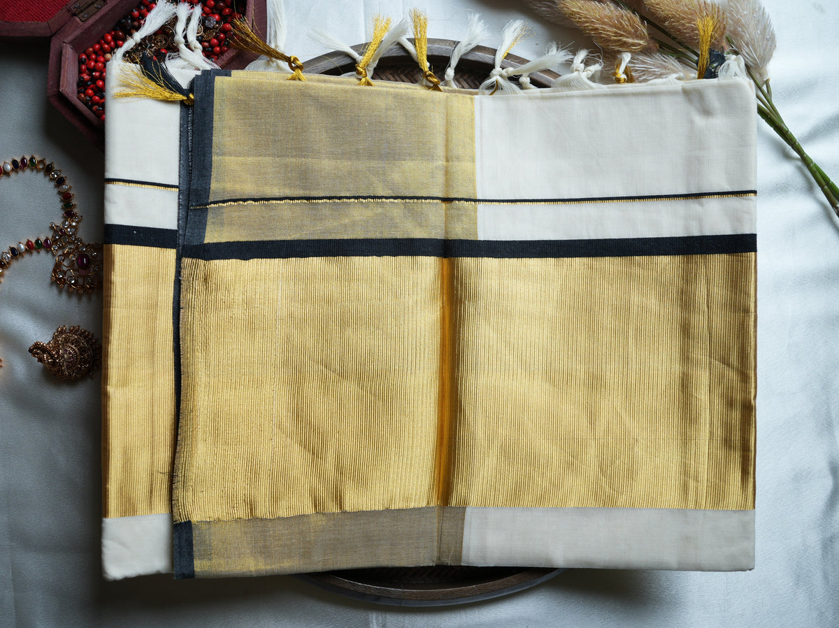 🖤 Pure Cotton Handloom Replica 7-Inch Kasavu Kerala Saree with Black Border 🖤 - SAROYA