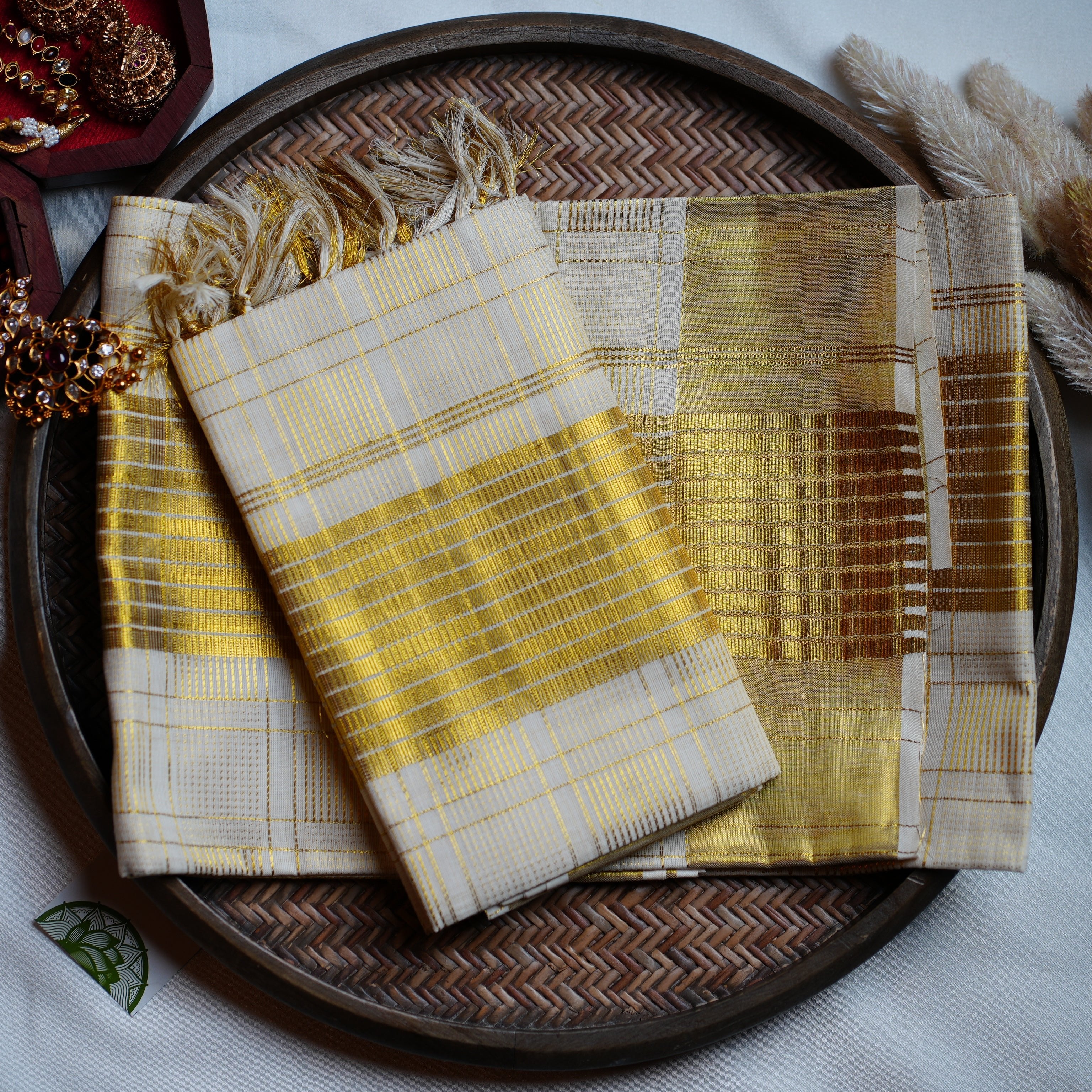 ✨ Pure Gold Lattice & Shimmering Grid: The Premium Tissue Kerala Set Mundu ✨ - SAROYA