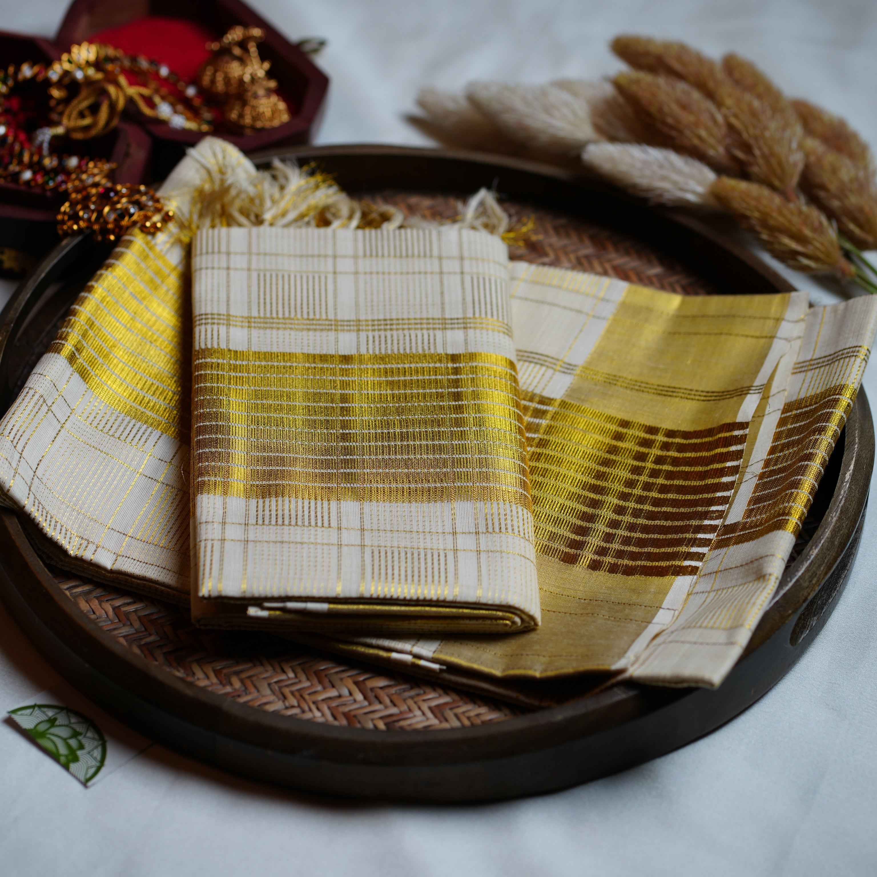 ✨ Pure Gold Lattice & Shimmering Grid: The Premium Tissue Kerala Set Mundu ✨ - SAROYA