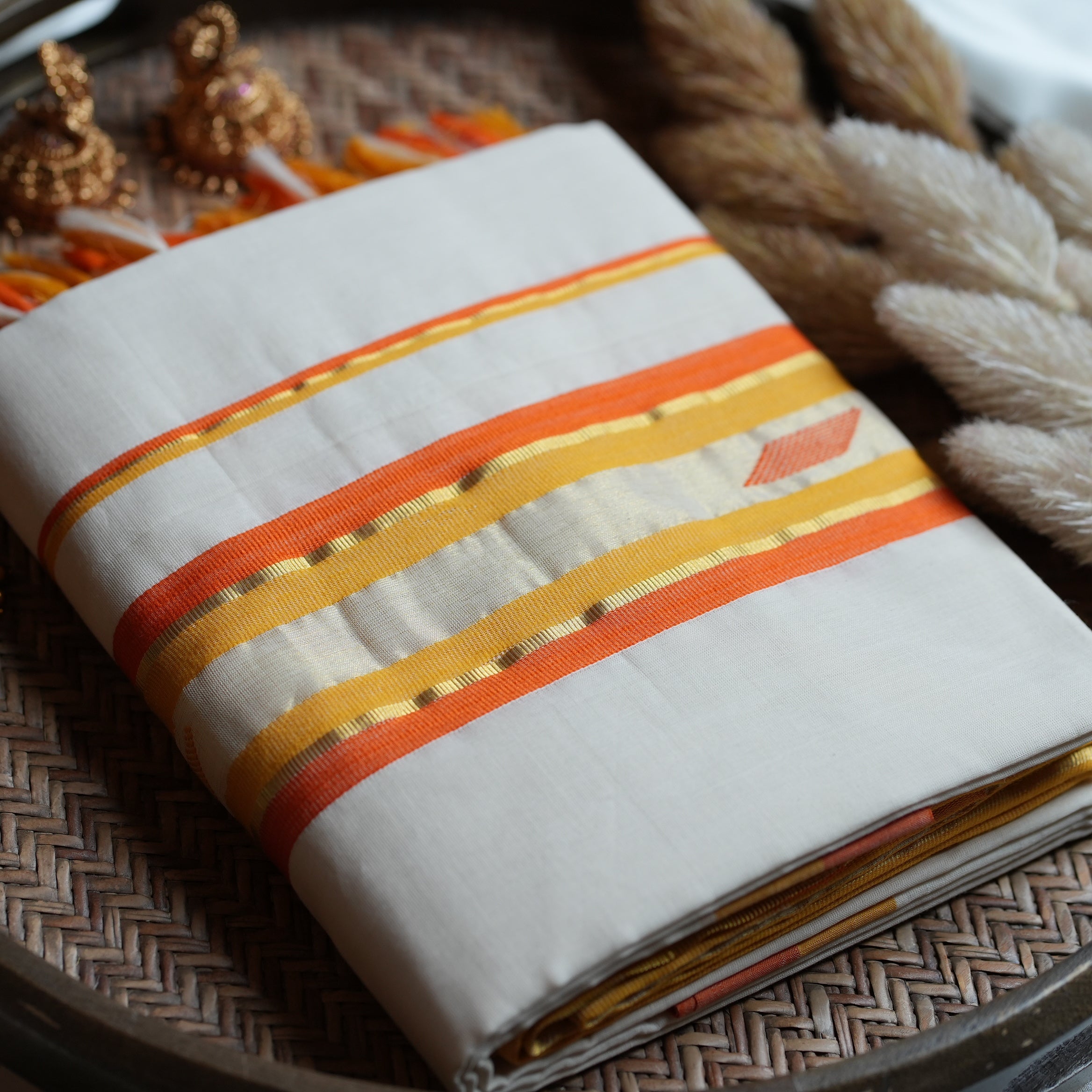🍊 Radiant Orange & Mustard Stripes: The Premium Balaramapuram Unakapavu Handloom Set Mundu ☀️ - SAROYA