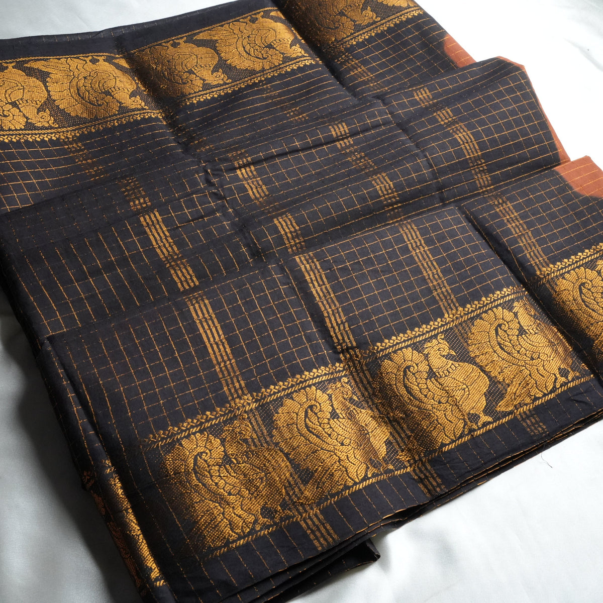 🍂 Rust Orange & Black Zari Check Sungudi Cotton Saree 🌟 - SAROYA
