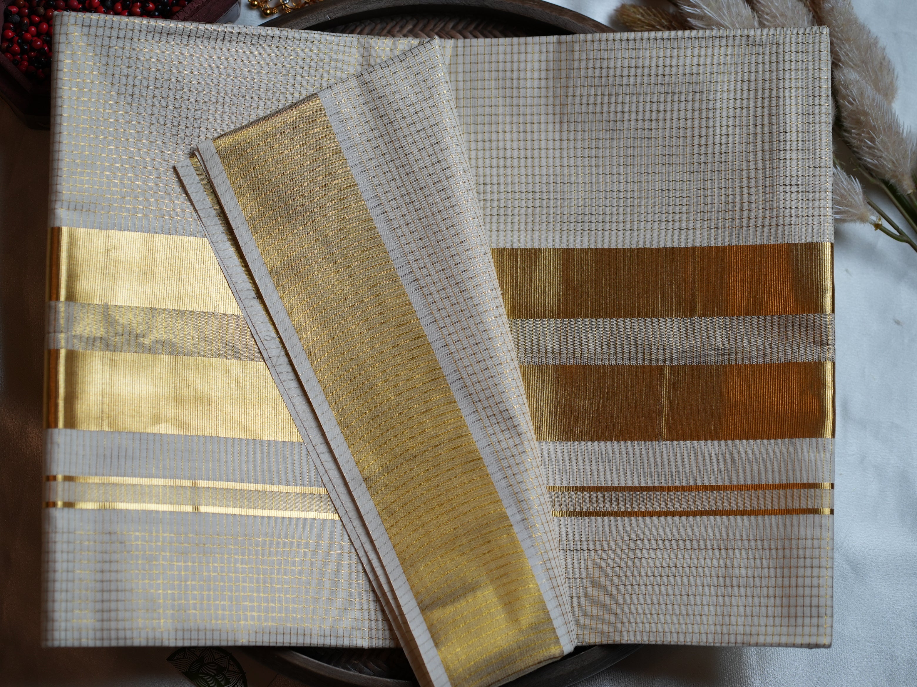 Traditional Gold & Vibrant Accent Handloom Replica Kerala Saree - SAROYA