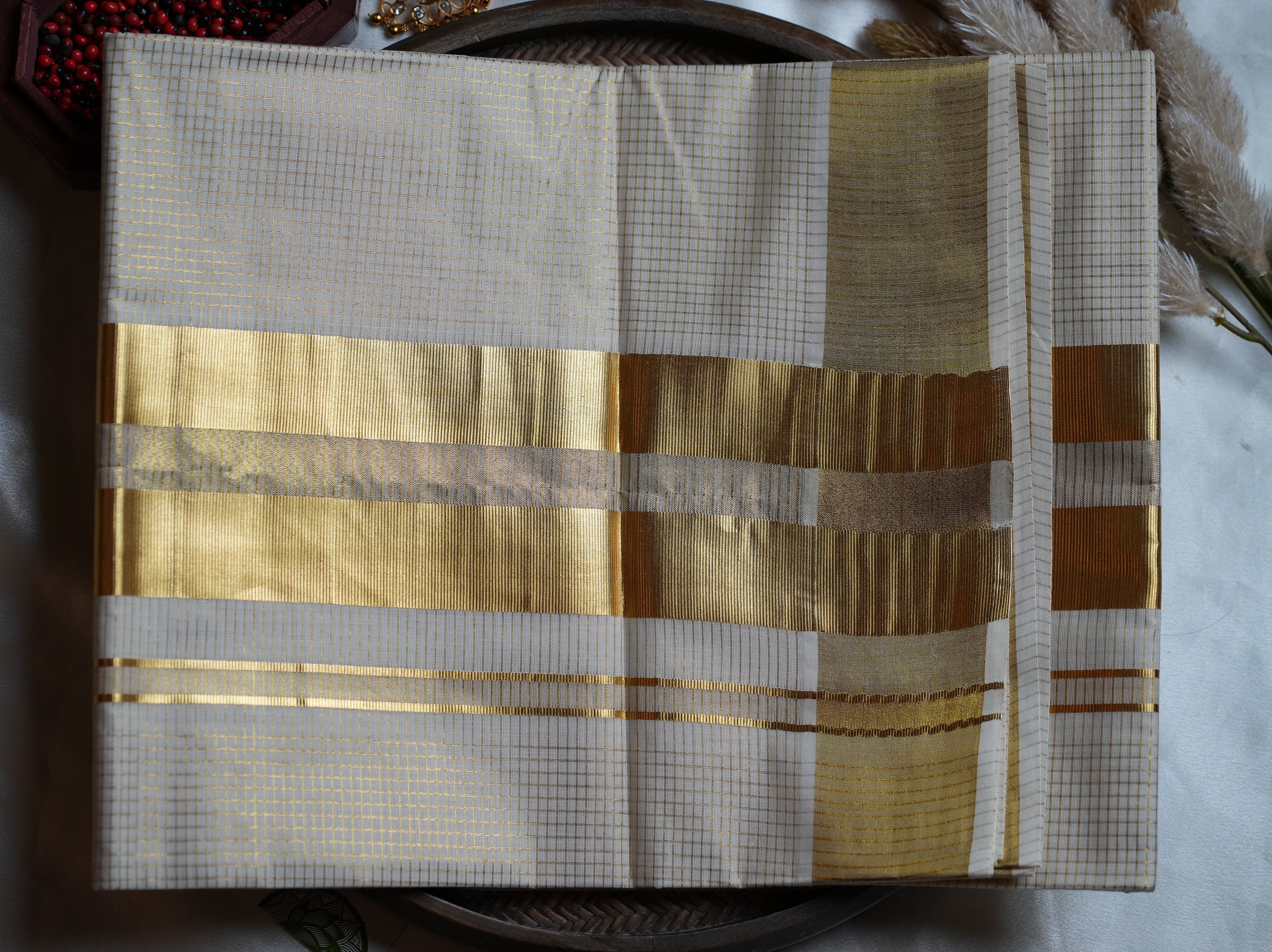 Traditional Gold & Vibrant Accent Handloom Replica Kerala Saree - SAROYA