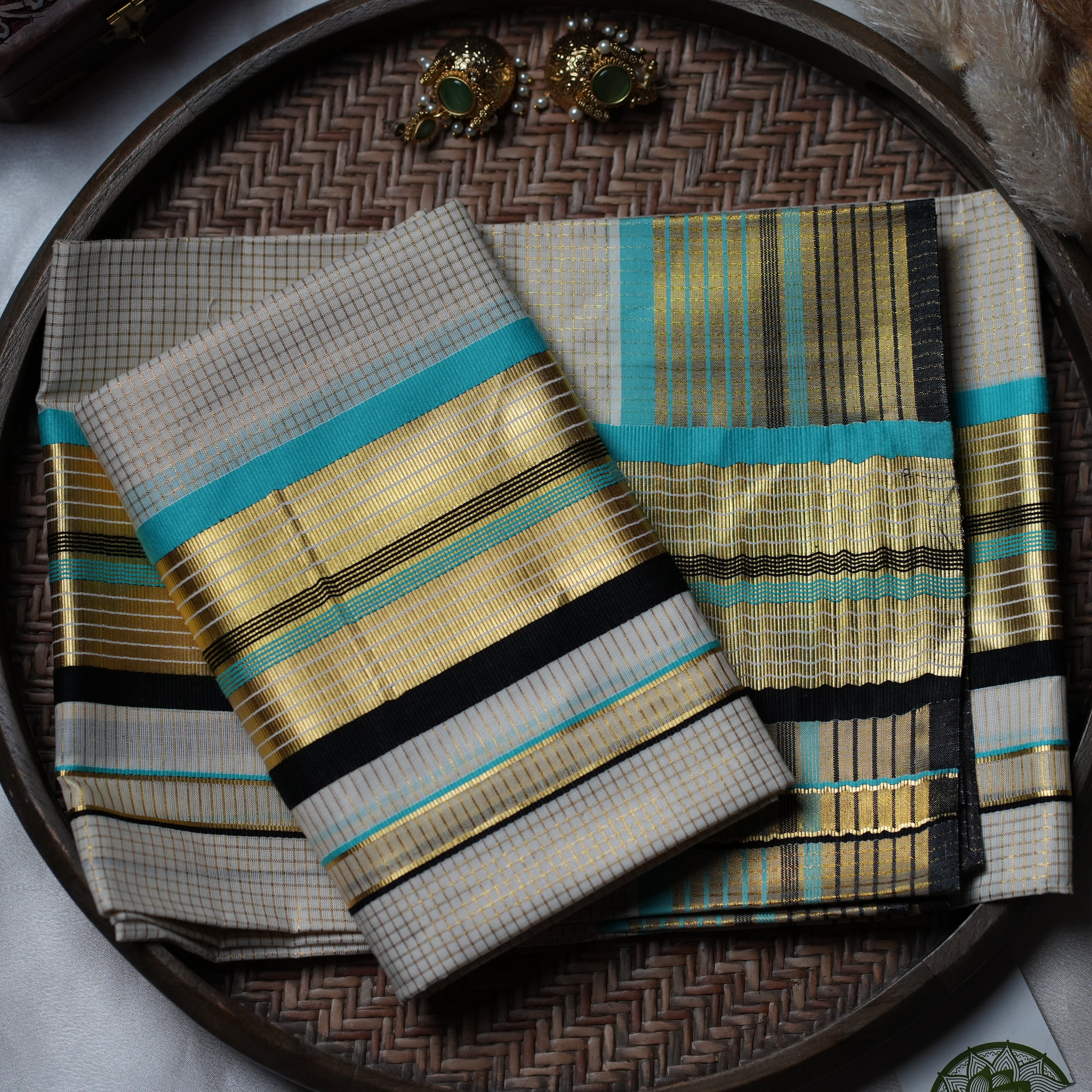 🌊 Turquoise & Gold Lattice: The Premium Radiant Checked Kerala Set Mundu 🌊 - SAROYA