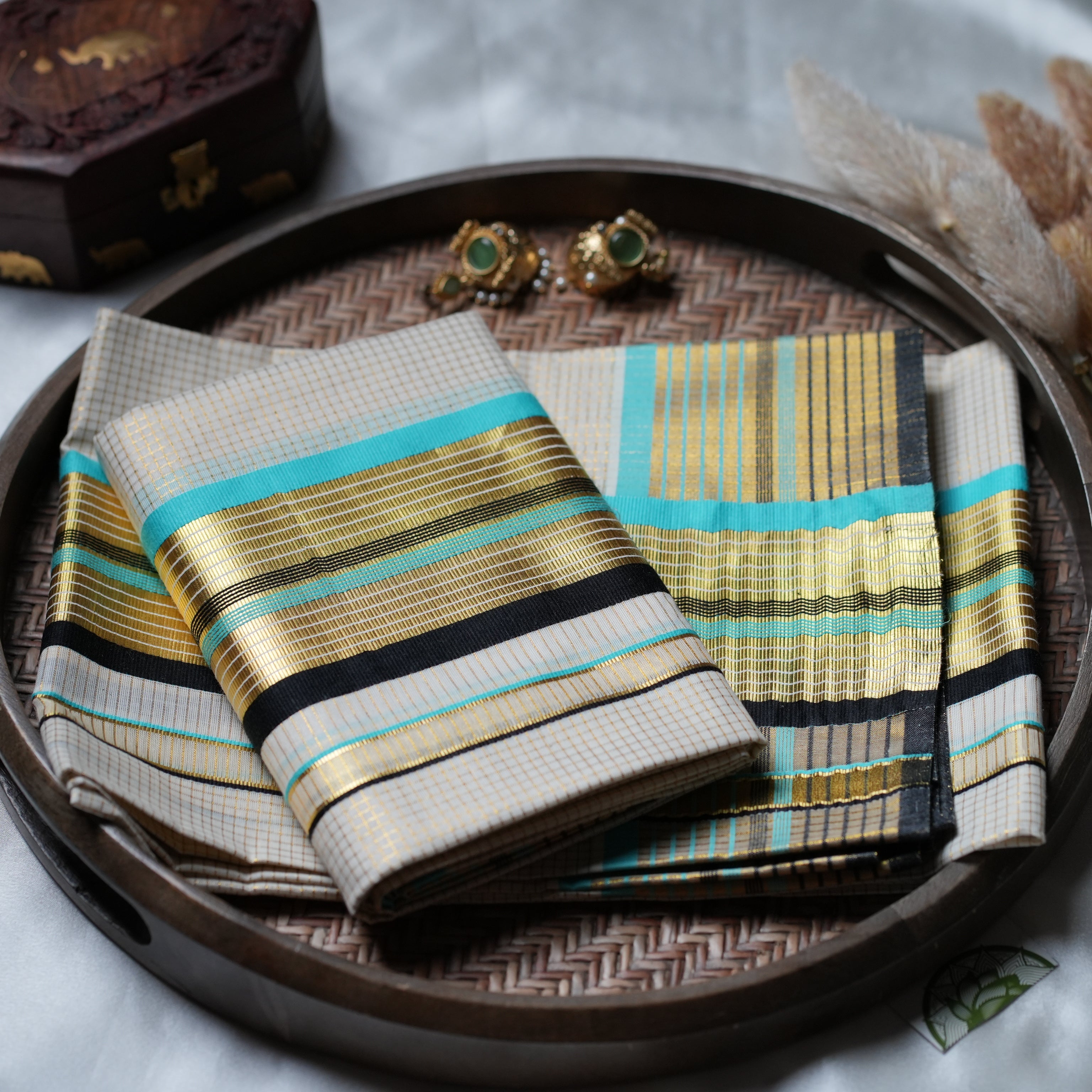 🌊 Turquoise & Gold Lattice: The Premium Radiant Checked Kerala Set Mundu 🌊 - SAROYA