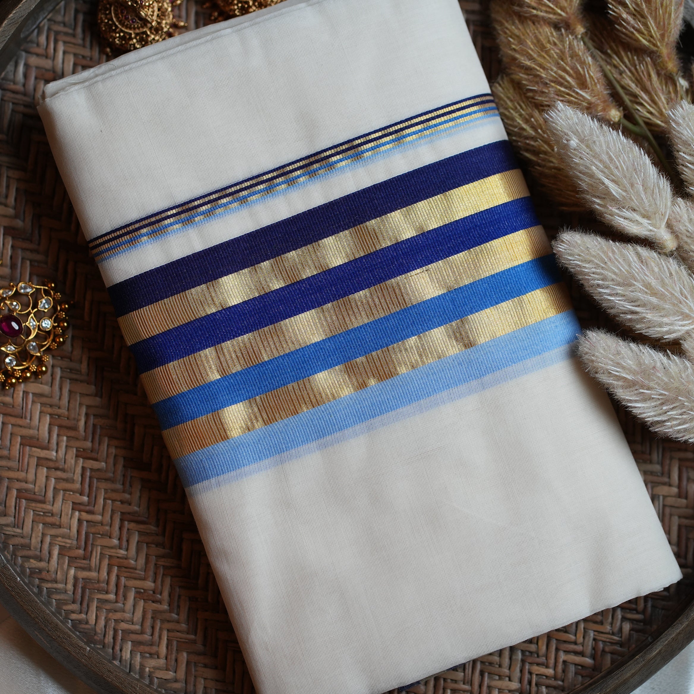 Vibrant Azure & Gold Premium Handloom Kerala Single Set Mundu (with blouse) - SAROYA
