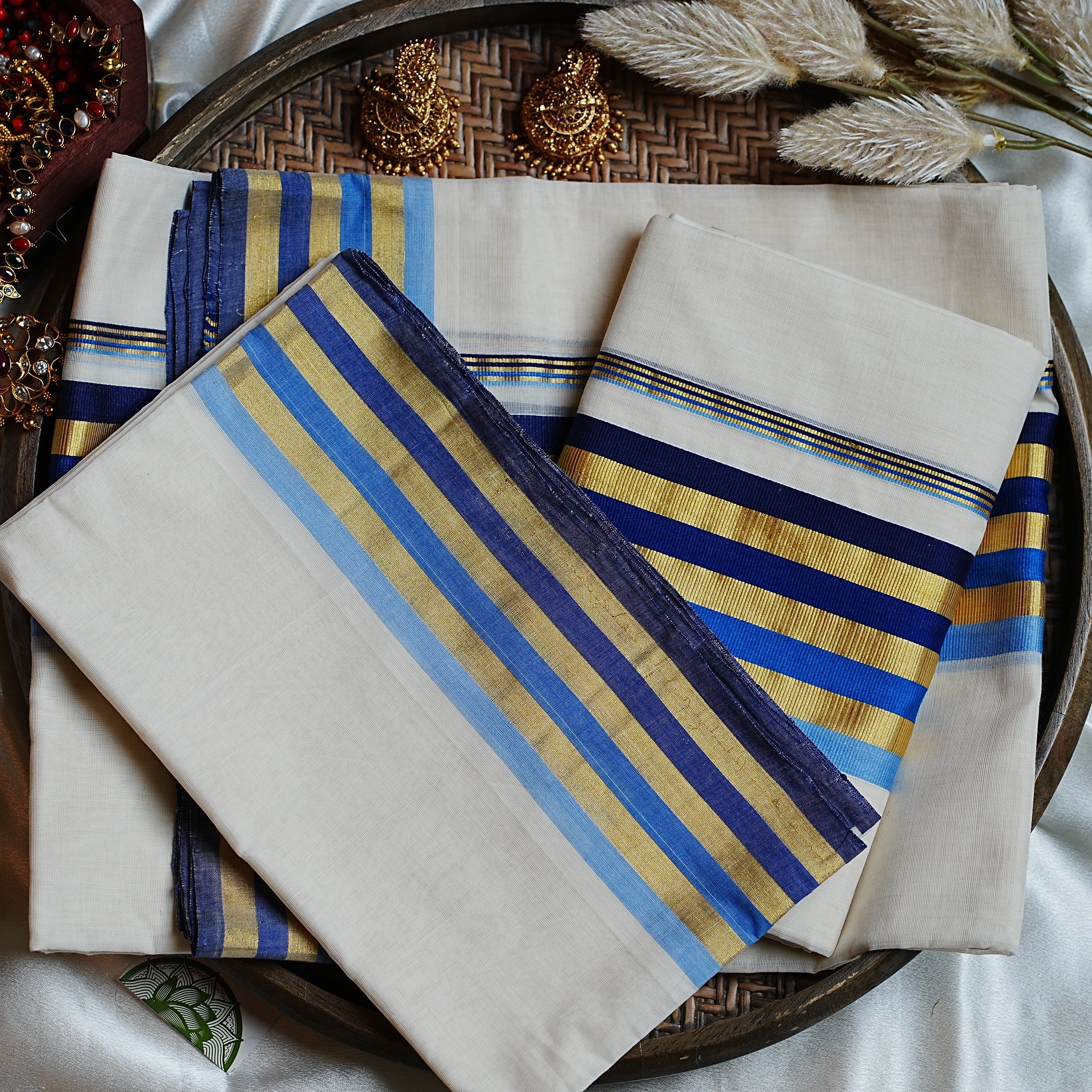 Vibrant Azure & Gold Premium Handloom Kerala Single Set Mundu (with blouse) - SAROYA
