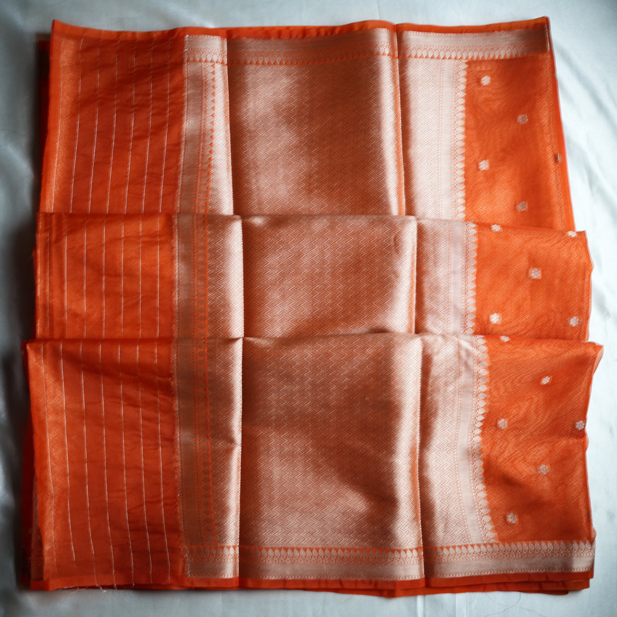 🍊 Vibrant Tangerine Orange Banarasi Kora Organza Saree ✨💫 - SAROYA